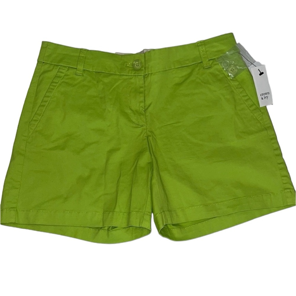 Crown & Ivy women's flat-front shorts size 4 NWT Bright Green